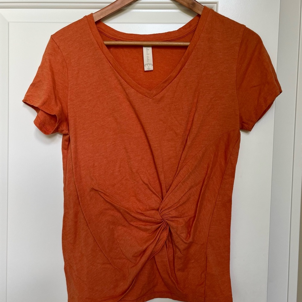Front-Twist Altar’d State Top-S